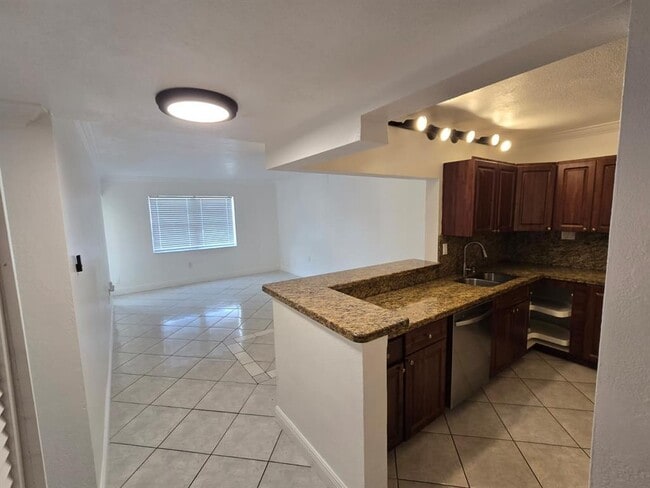 Foto del edificio - 4374 NW 9th Ave