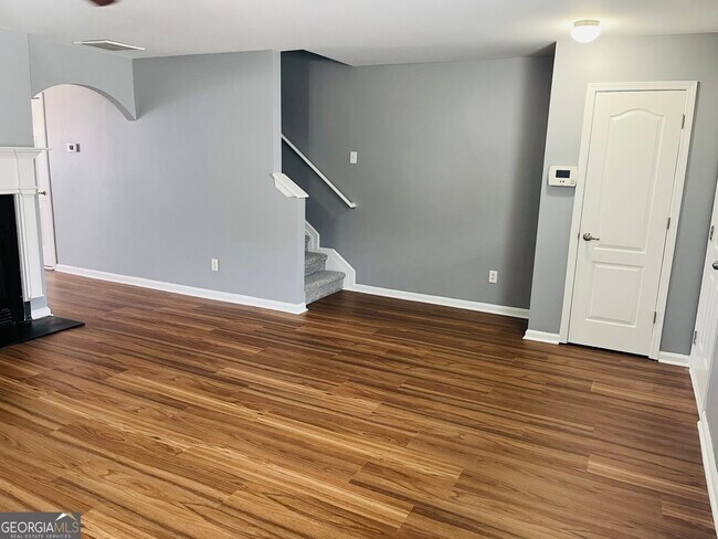 Foto del edificio - 3156 Parc Ct SW