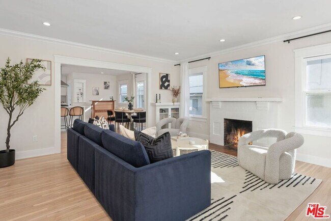 Foto del edificio - 1224 N Ogden Dr