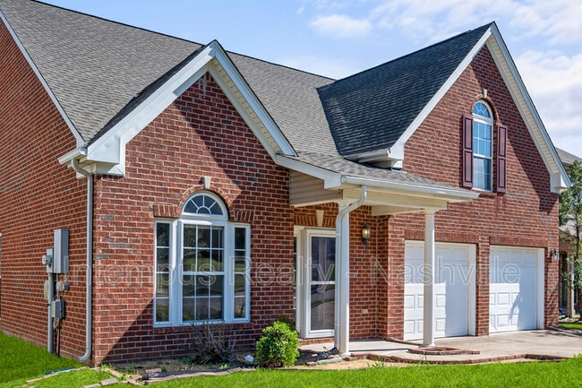 Photo - 2544 Jordan Ridge Dr House