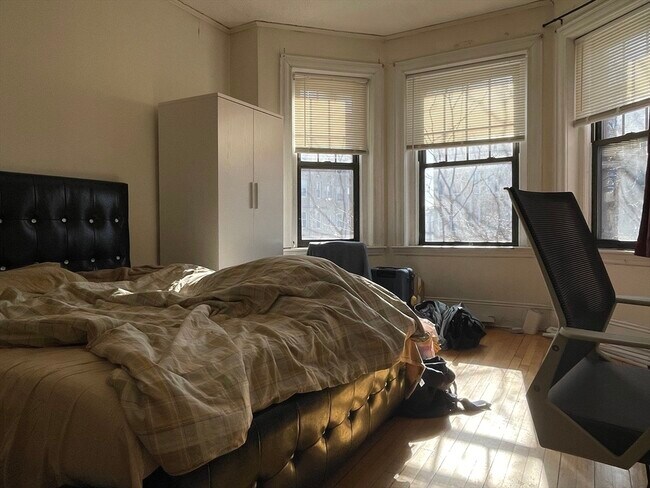 Foto del edificio - 57 Brighton Ave