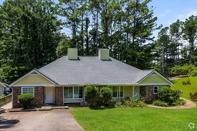 Building Photo - 4947 Farmstead Ct NE