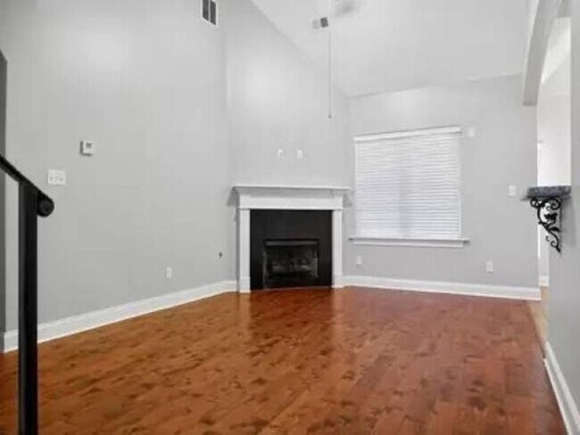 Foto del edificio - 6135 Abigail Bluffs Dr