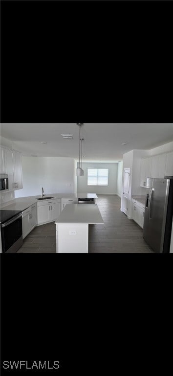 Foto del edificio - 10490 Mineral Ct