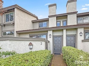 Building Photo - 3 Stardust