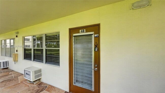 Foto del edificio - 48 Mansfield B