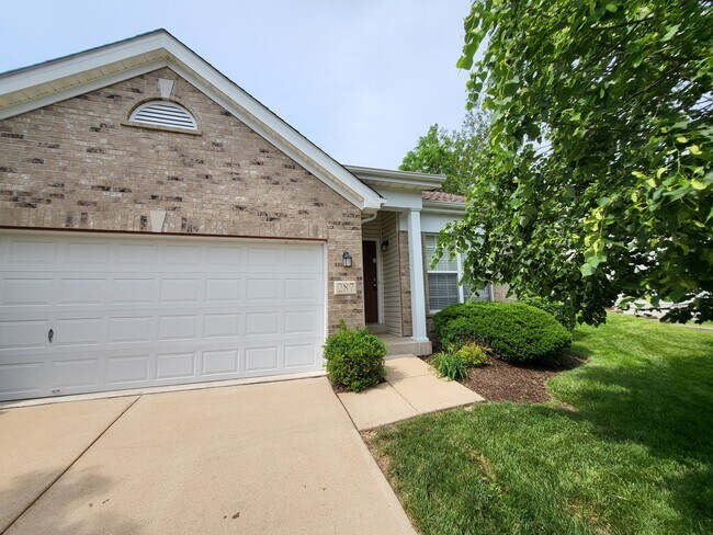 Foto del edificio - 287 Arbor Pl Ln