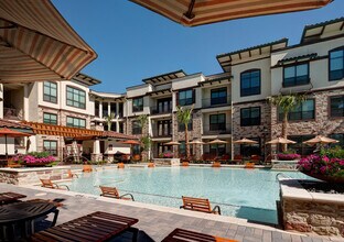 Building Photo - Amara Las Colinas