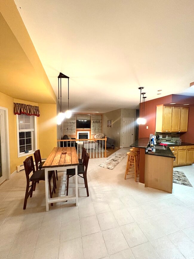 Foto del edificio - 65 Forman Dr