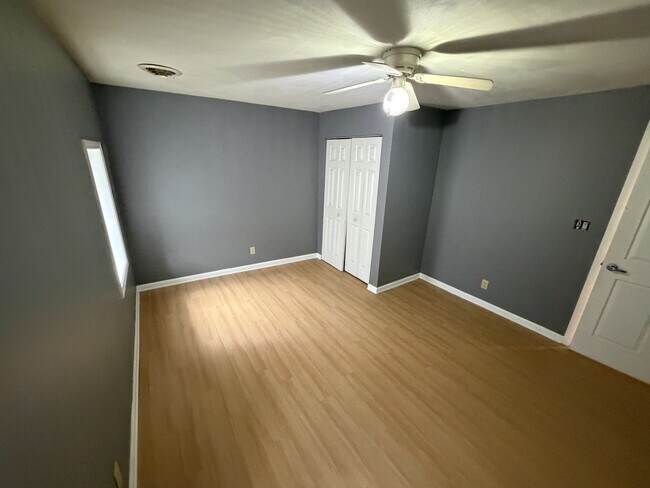Foto del edificio - 202 N Townsend St