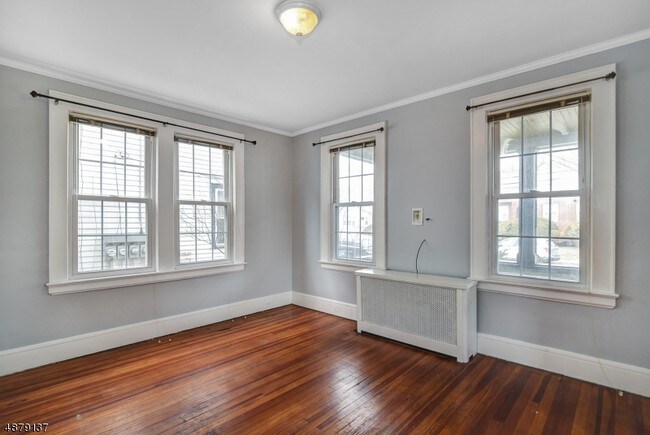 Foto del edificio - 52 Hillcrest Rd