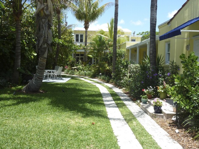 Building Photo - 88 S Ocean Blvd