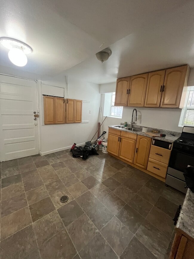 Photo - 3035 N Keating Ave Apartment