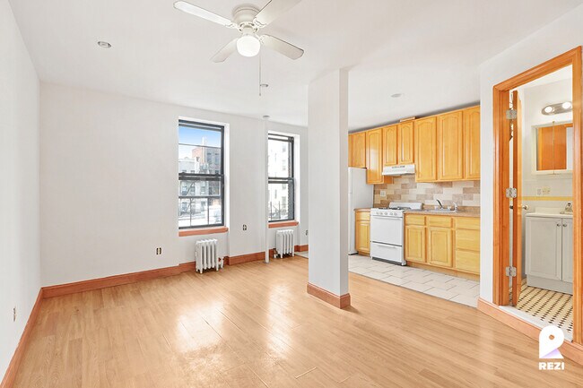 Foto del edificio - 179 E 105th St