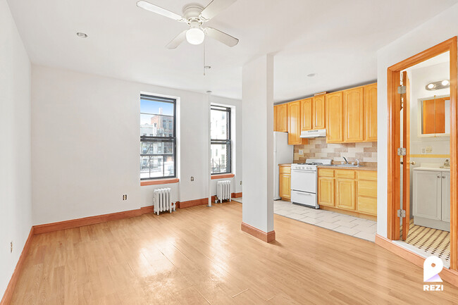 179 E 105th St Unit 4C, New York, NY 10029 - Room for Rent in New York ...