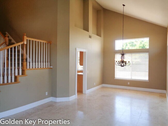 Foto del edificio - Well-appointed home in the Whelan Ranch co...