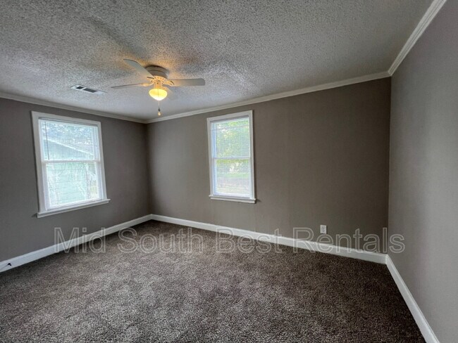 Foto del edificio - 1564 Leland St