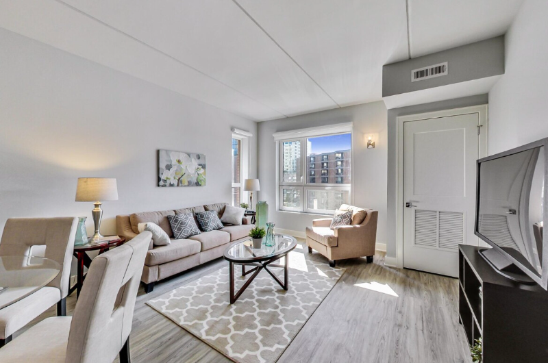 Foto principal - 311 W Division St