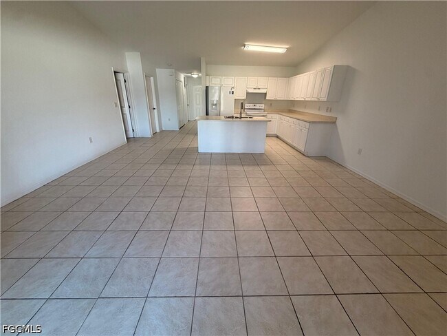 Building Photo - 1818 Andalusia Blvd
