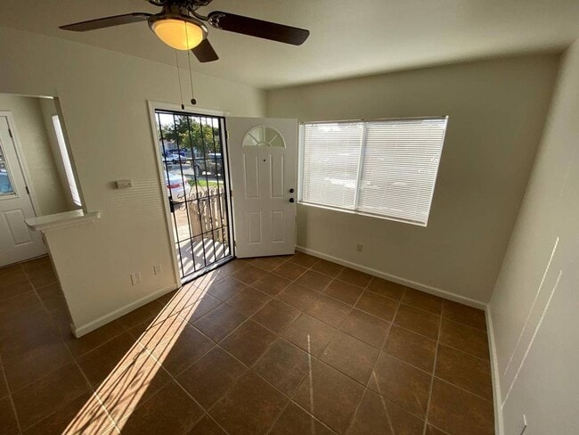 Building Photo - 2 Bedroom House- With Front & Back Yard