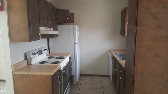 Foto del edificio - 1 br, 1 bath  - 1518 Rio Hondo Rd , 1 bath