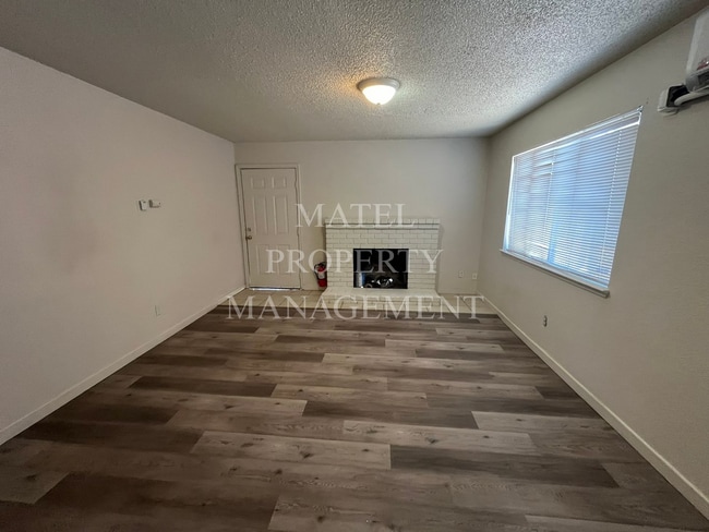 Foto del edificio - GIL560