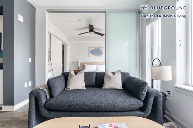 Foto del edificio - 15301 NE Turing St