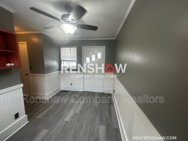 Building Photo - 614 Neely St