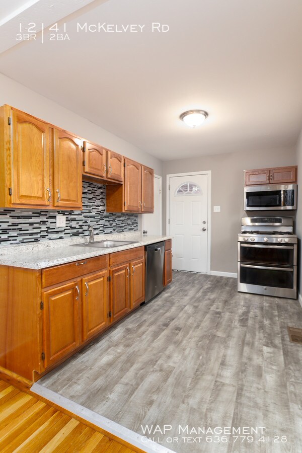 Foto del edificio - 12141 McKelvey Rd