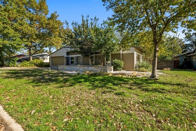 Foto del edificio - 2609 Oak Haven Dr