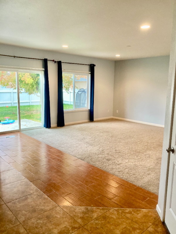 Building Photo - 312 G St NE