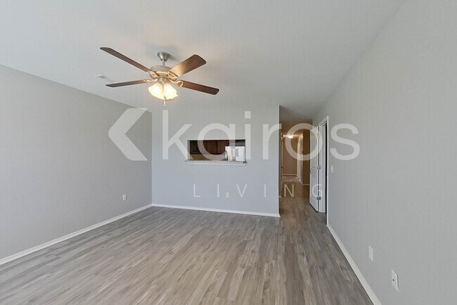 Building Photo - 5002 Thomas St