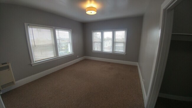 Main room - 5918 Genoa St