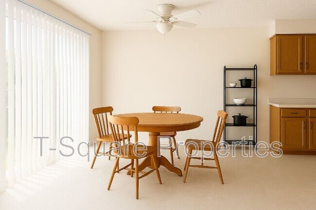 Foto del edificio - 5804 Hwy Pl