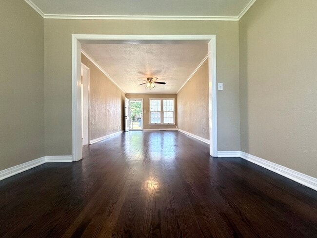 Building Photo - Cute 2Bed / 1Bath Home In NW OKC!!!