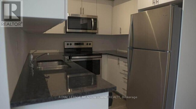 Photo du bâtiment - 8835 Sheppard Ave E