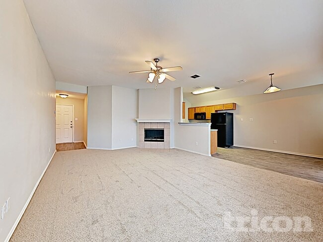 Foto del edificio - 3469 Cayman Dr