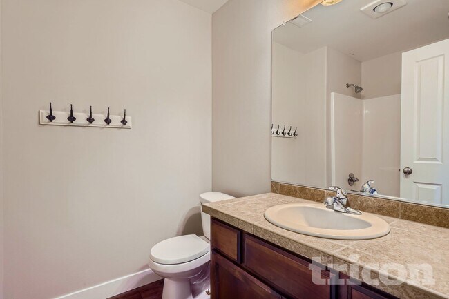 Foto del edificio - 7615 NE 60th Way