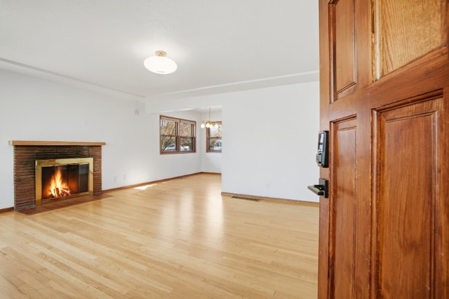 Building Photo - 5845 NE 30th Ave