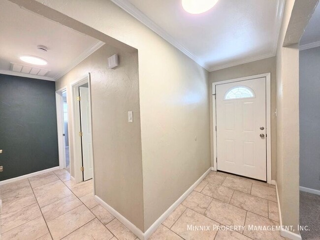 Building Photo - 3216 Camarie Ave