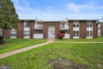 Building Photo - 275 Green St