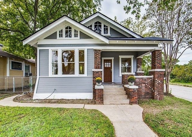 Primary Photo - 946 W Gramercy Pl