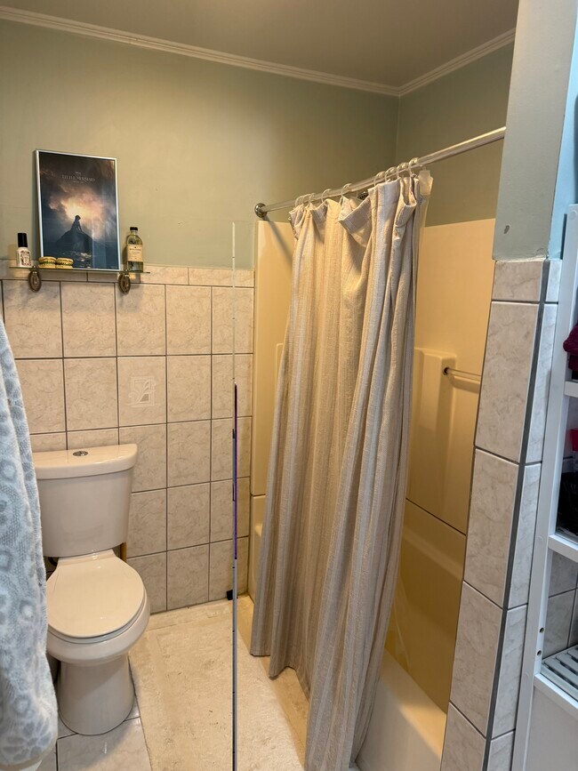 Building Photo - 6 Berry St