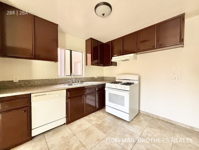 Building Photo - 8900 Burnet Ave