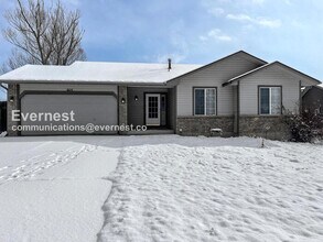 Building Photo - 615 Seawell Dr