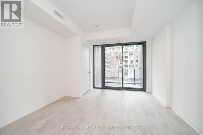 Building Photo - 35 Parliament St