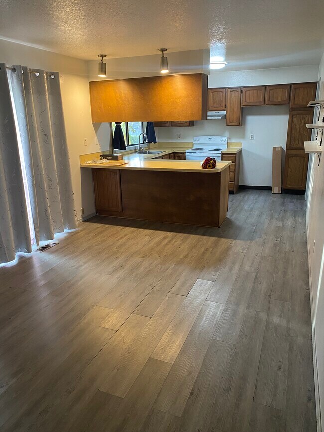 Foto del edificio - 1788 SW 5th St