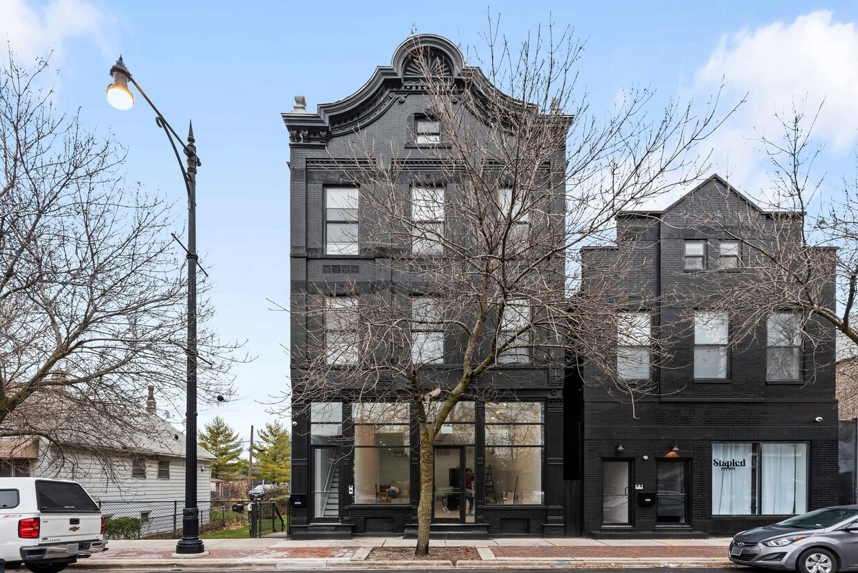 Primary Photo - 3315 S Morgan St