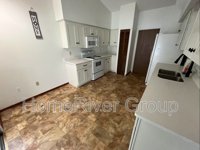 Foto del edificio - 3155 Boxelder St
