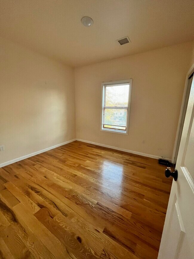 Foto del edificio - 388 Virginia Ave